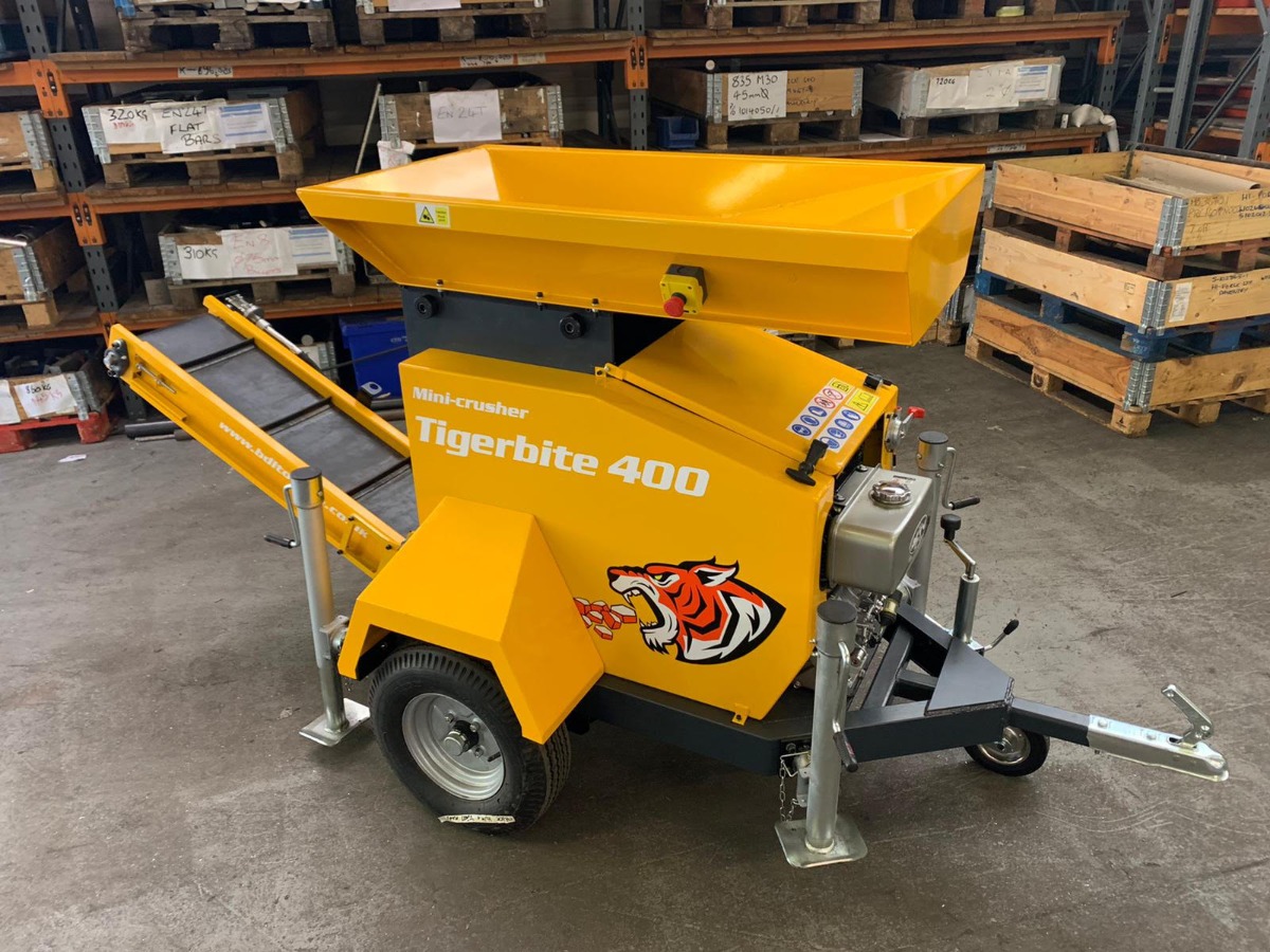 Digger Bidder Tigerbite 400 wheeled mini crusher