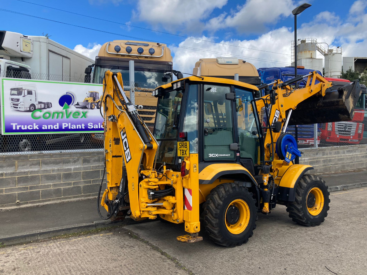 Digger Bidder 2018 JCB 3CX Compact