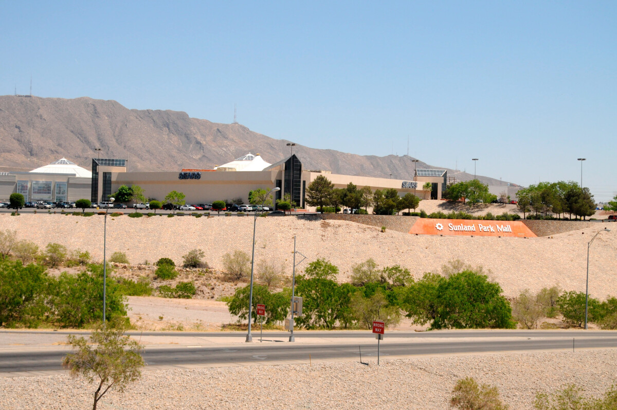 Sunland Park Mall wall