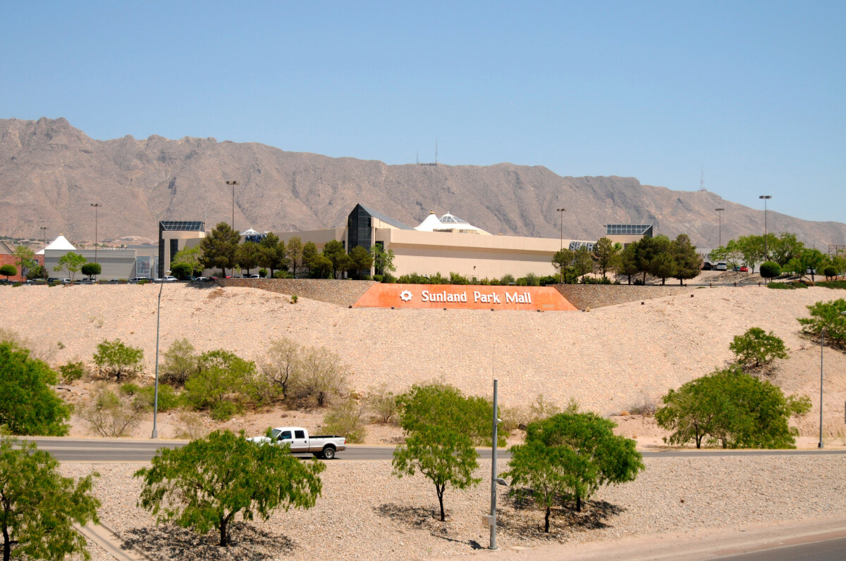 Sunland Park Mall wall