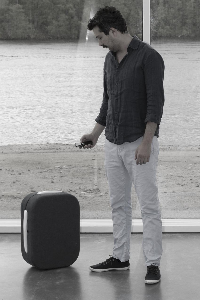 Hop the handsfree suitcase follows you around like an obedient pet