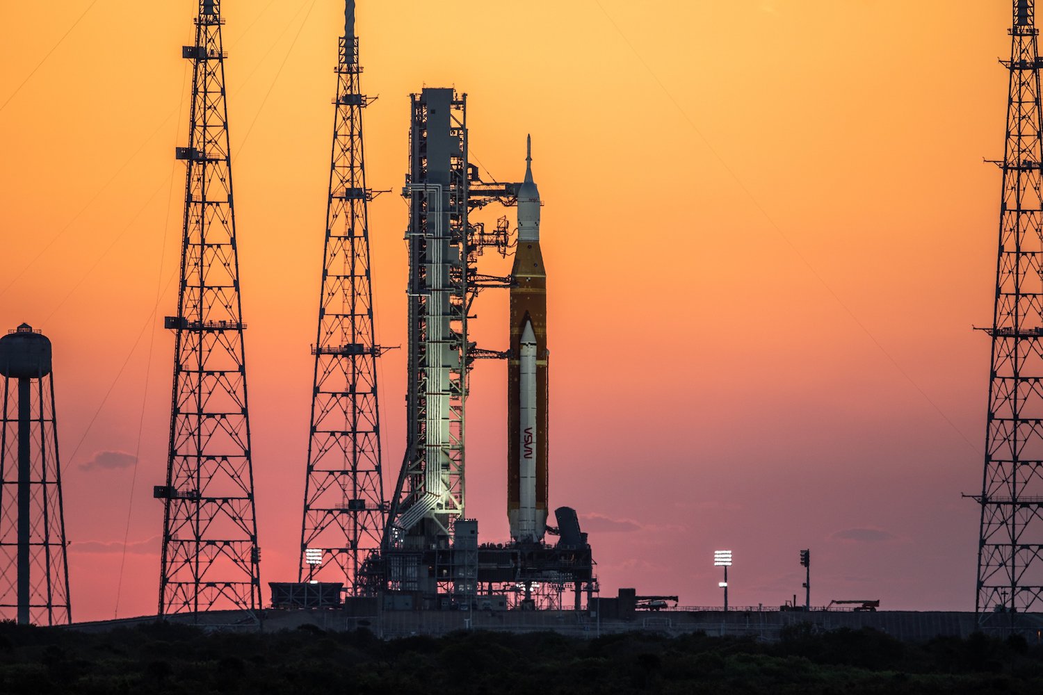 Stunning NASA images show nextgen moon rocket on launchpad Digital
