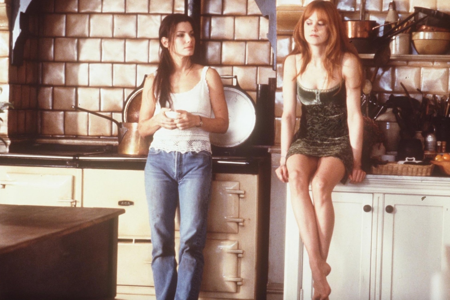 rewrite this title This Sandra Bullock-Nicole Kidman 1990s fantasy movie is getting a sequel