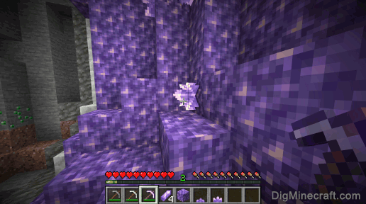 How to make a Large Amethyst Bud in Minecraft