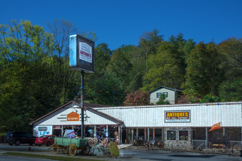 Antiques Dillard