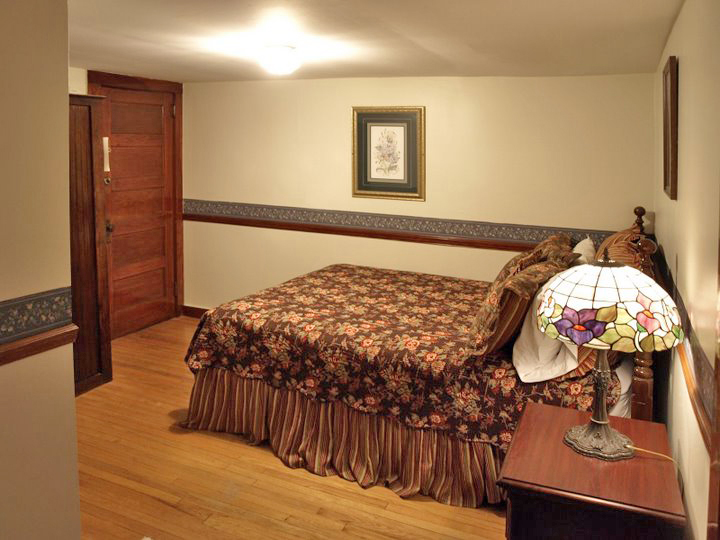 The Rock House Inn The Dillard House