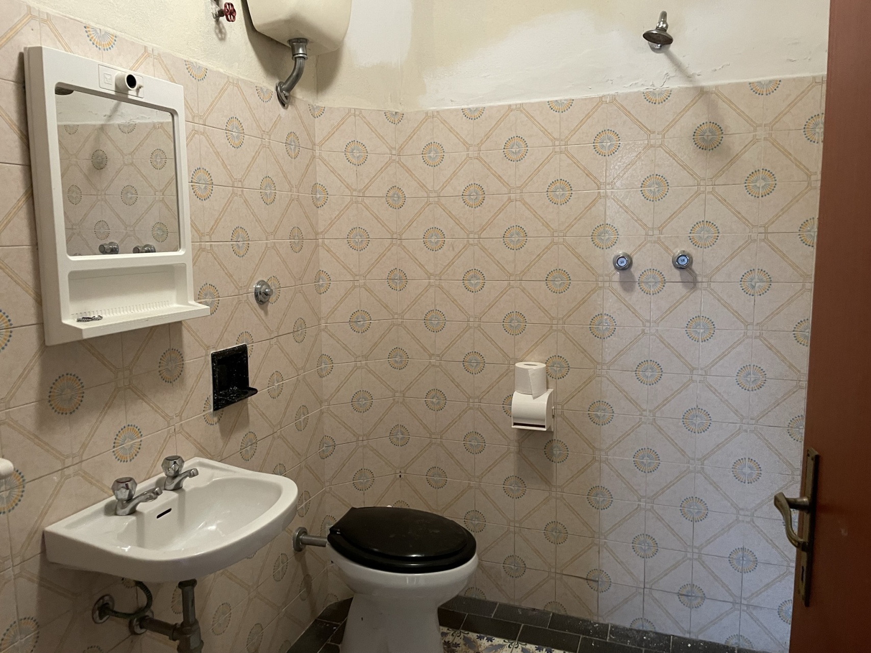 Detached House 1302 for sale at Albiano, Barga Media Valle del Serchio Houses in Tuscany