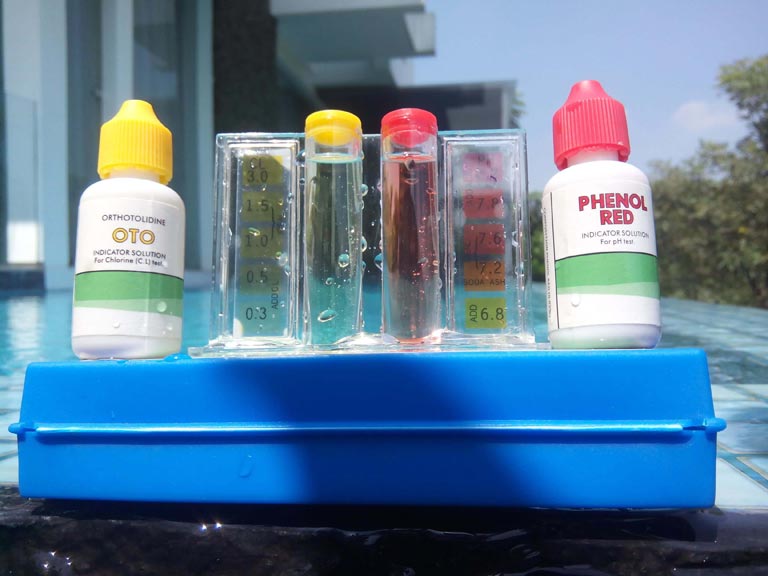 Water Chemical Level testing by Dimulti Pool
