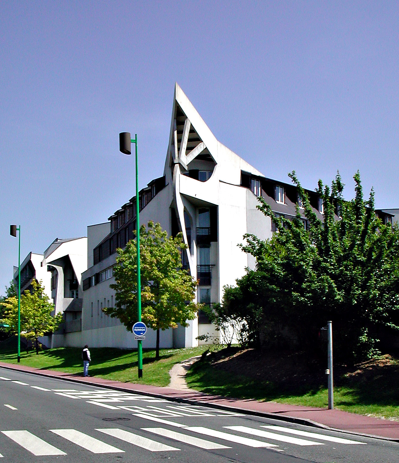 CERGY PONTOISE da strada