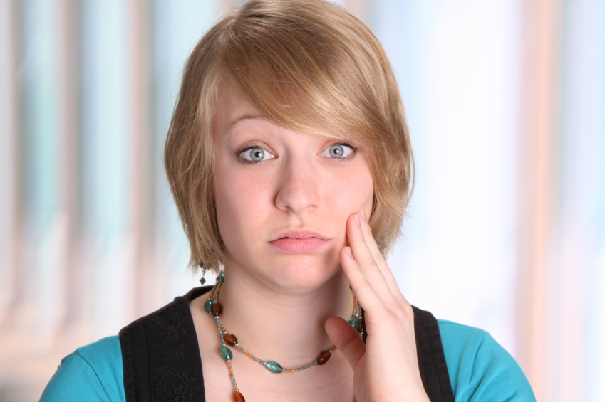 What happens after Wisdom Teeth Removal? 6 Symptoms to