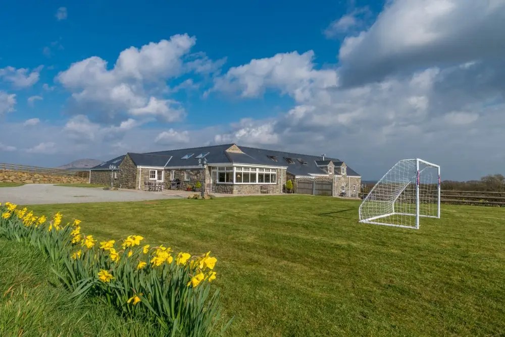 Top 5 Large Holiday Cottages in North Wales