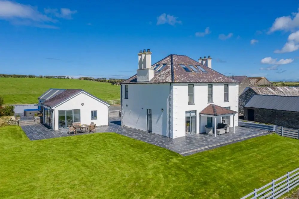 Top 5 Holiday Cottages with EV car charging Dioni Holiday Cottages