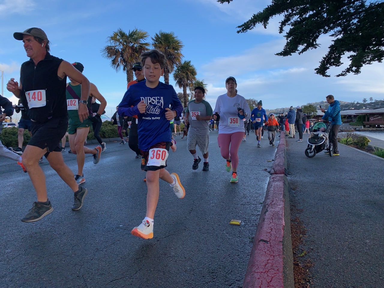JINGLE BELL 5K 2022 PHOTOS The Dipsea Race Foundation