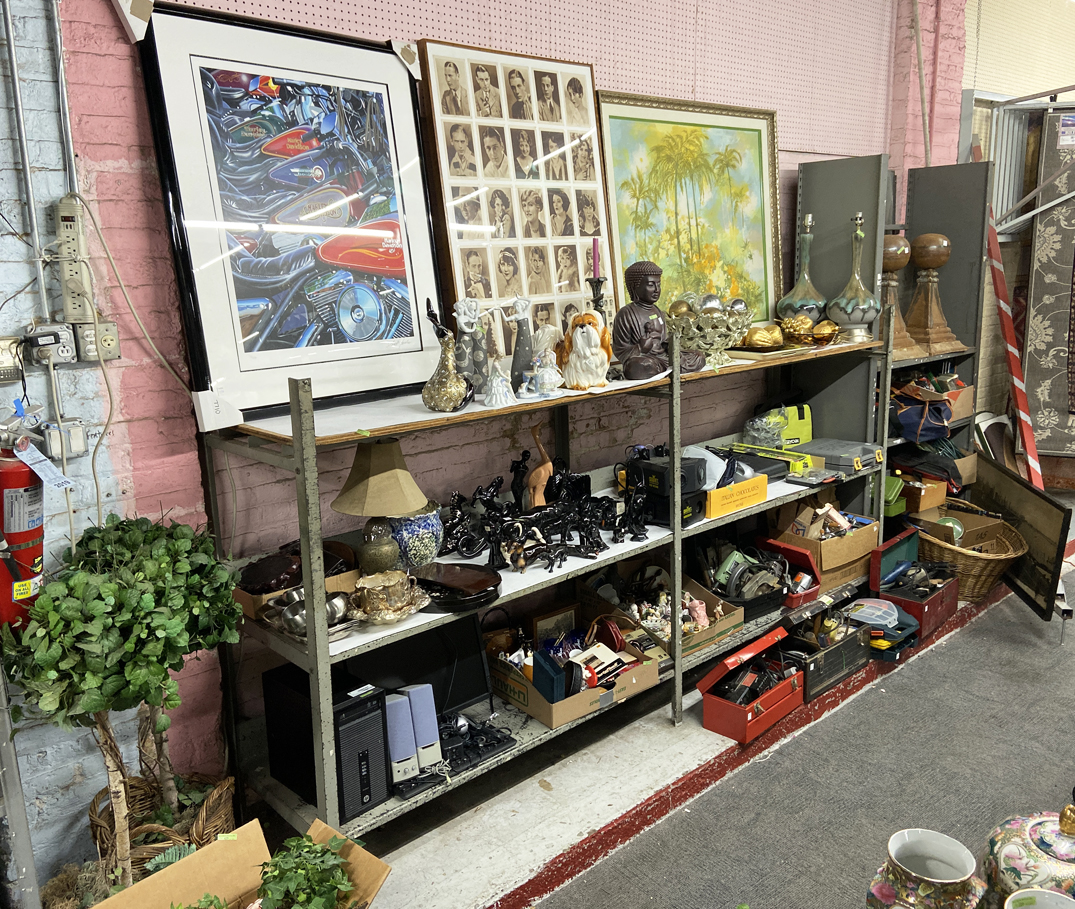 Direct Auction Galleries Pictures