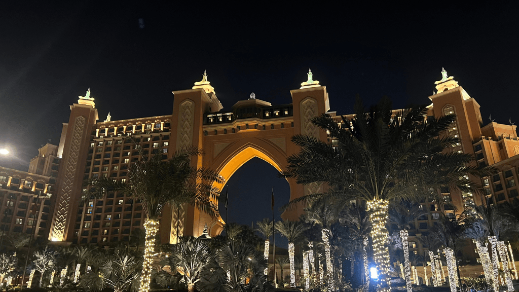 How to find a direct flight to Dubai