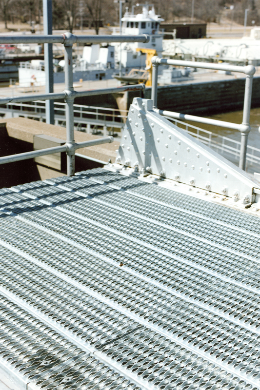 Grip Strut™ Metal Safety Grating & Stair Treads Direct Metals