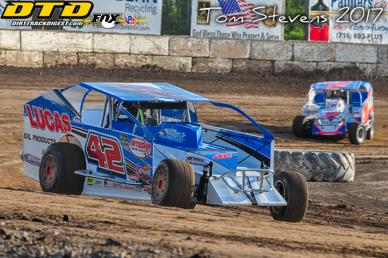 “Mr. Small Block” Pete Bicknell Takes Home Modified Win At Ransomville