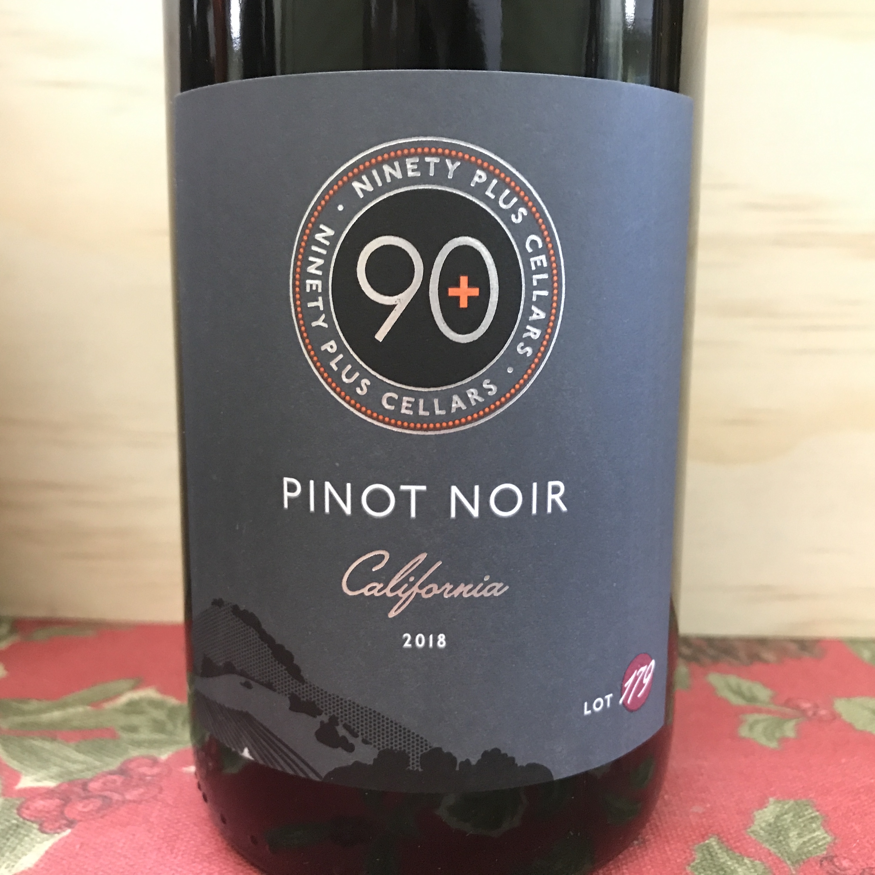California Pinot Noir Rio Hill Wine & Beer, Charlottesvilles premiere