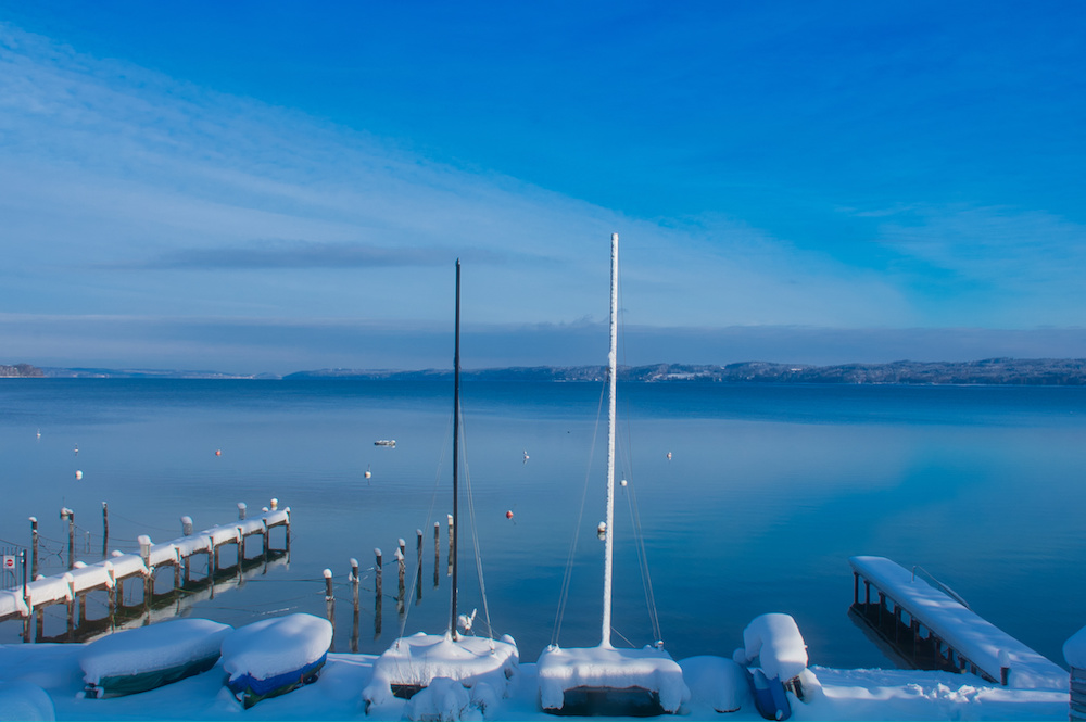 5 Essential Winter Boating Tips for Safe and Enjoyable Adventures