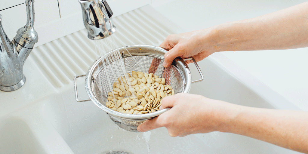 Animated GIF How to Break Down a Pumpkin Wash Seeds Dish Works