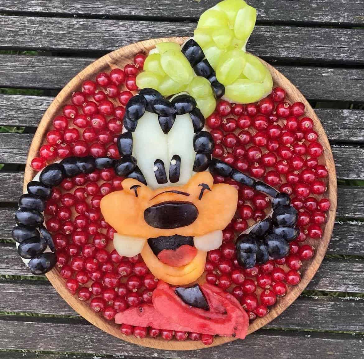We Can't Stop Looking at These DisneyThemed Fruit Creations Disney