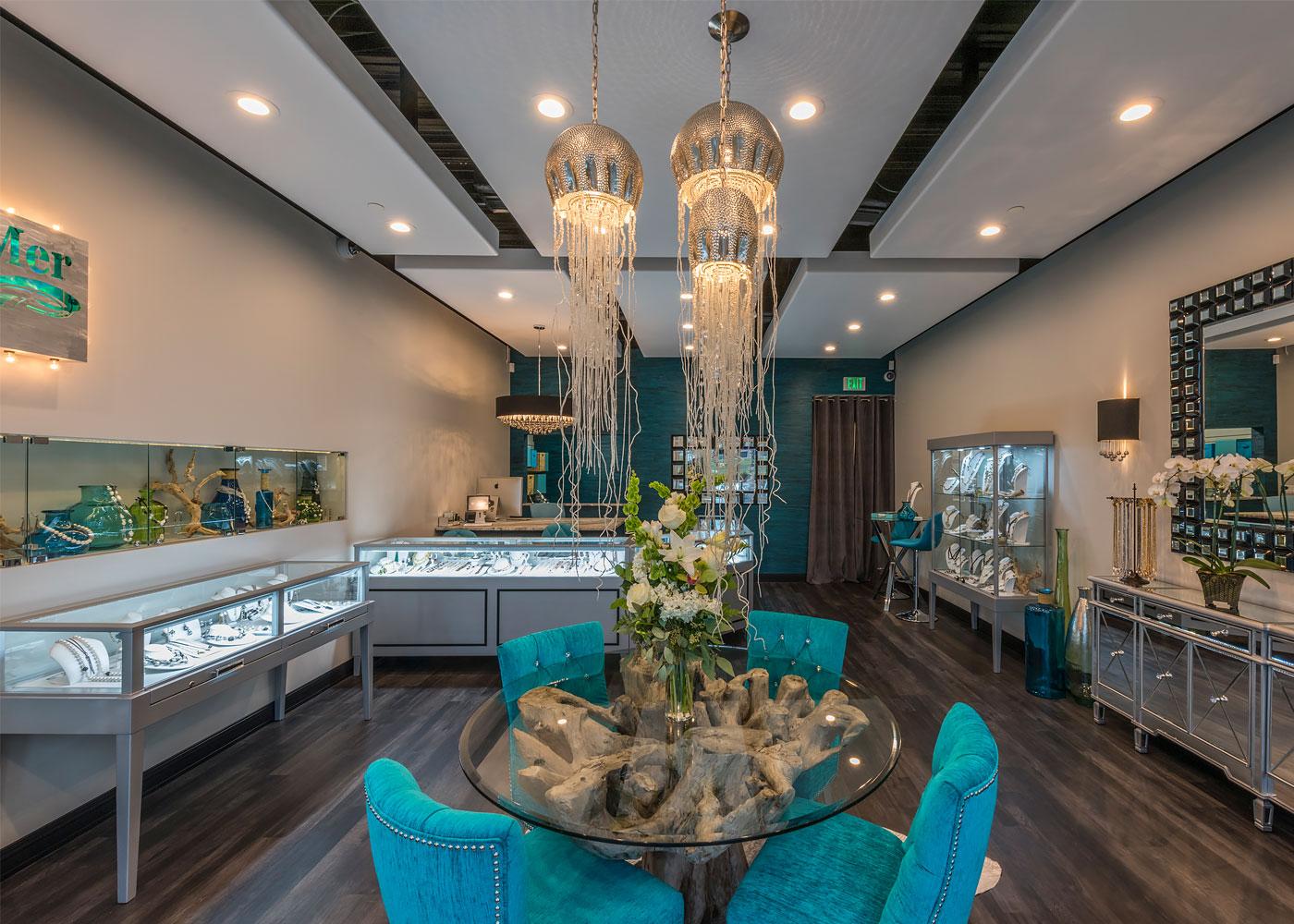 Bijour DeMer Jewelry Store Custom Store Fixture Displays by Display