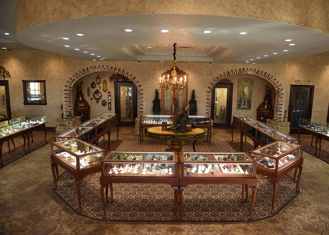 Thacker Jewelry Store Custom Store Fixture Displays by Display Smart