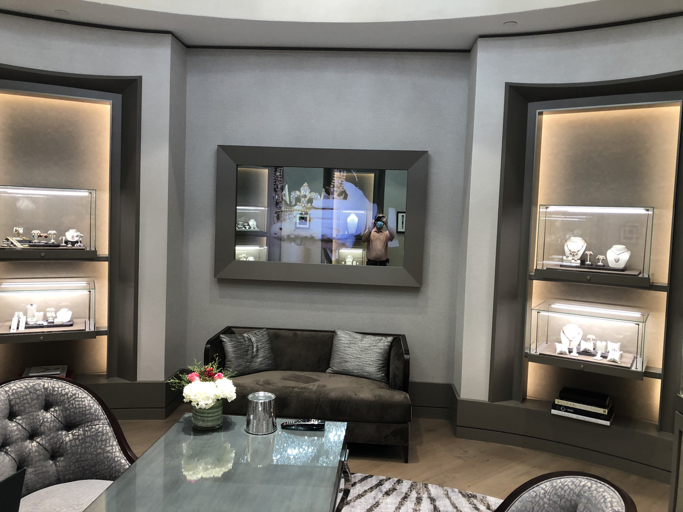 Fine Jewelry Retailer Display Craft