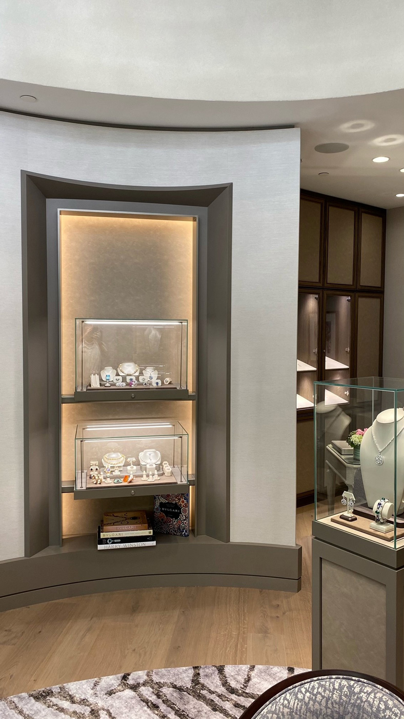 Fine Jewelry Retailer Display Craft