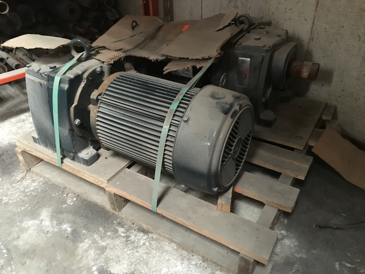 Surface Treatment Tumbling Equipment 3745 Used concrete equipment