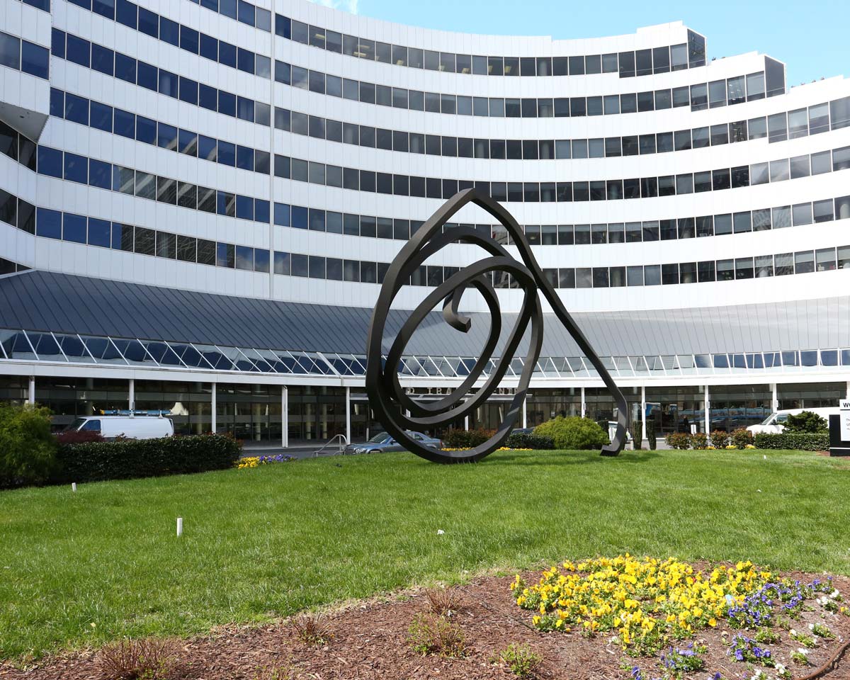 Divaris Real Estate, Inc. Named Leasing and Management Agent for World