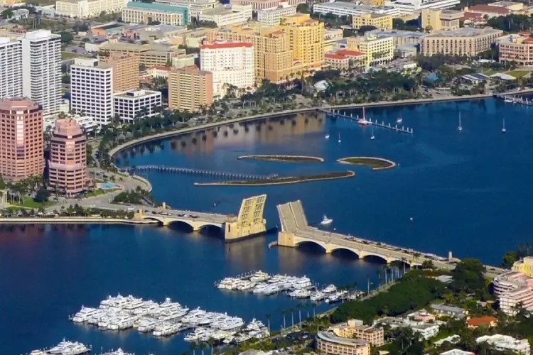 Best Scuba Diving in West Palm Beach Top 7 Sites & Dive Shops