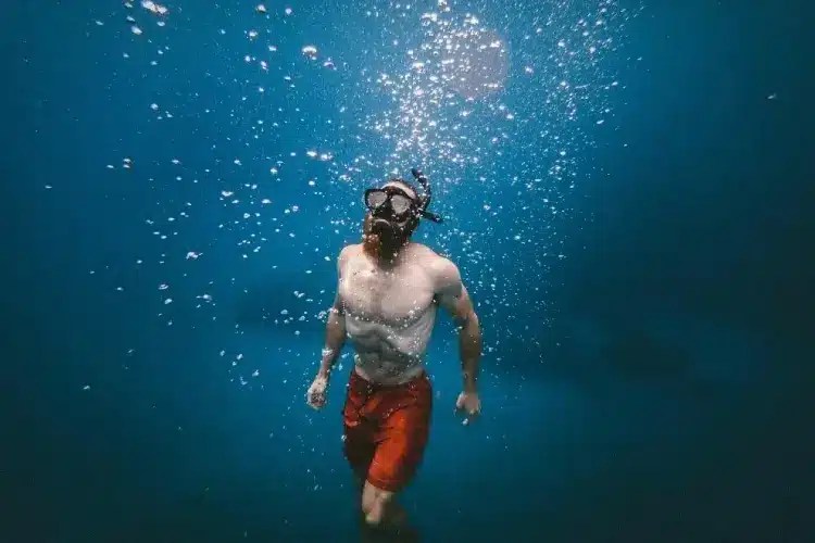 Snorkeling With a Beard and Mustache The Dos and Don’ts