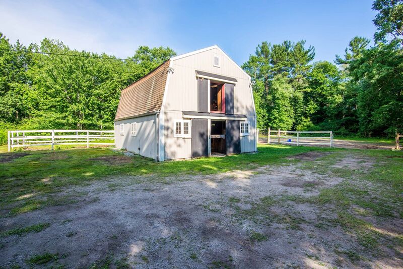 barn Divito Realty