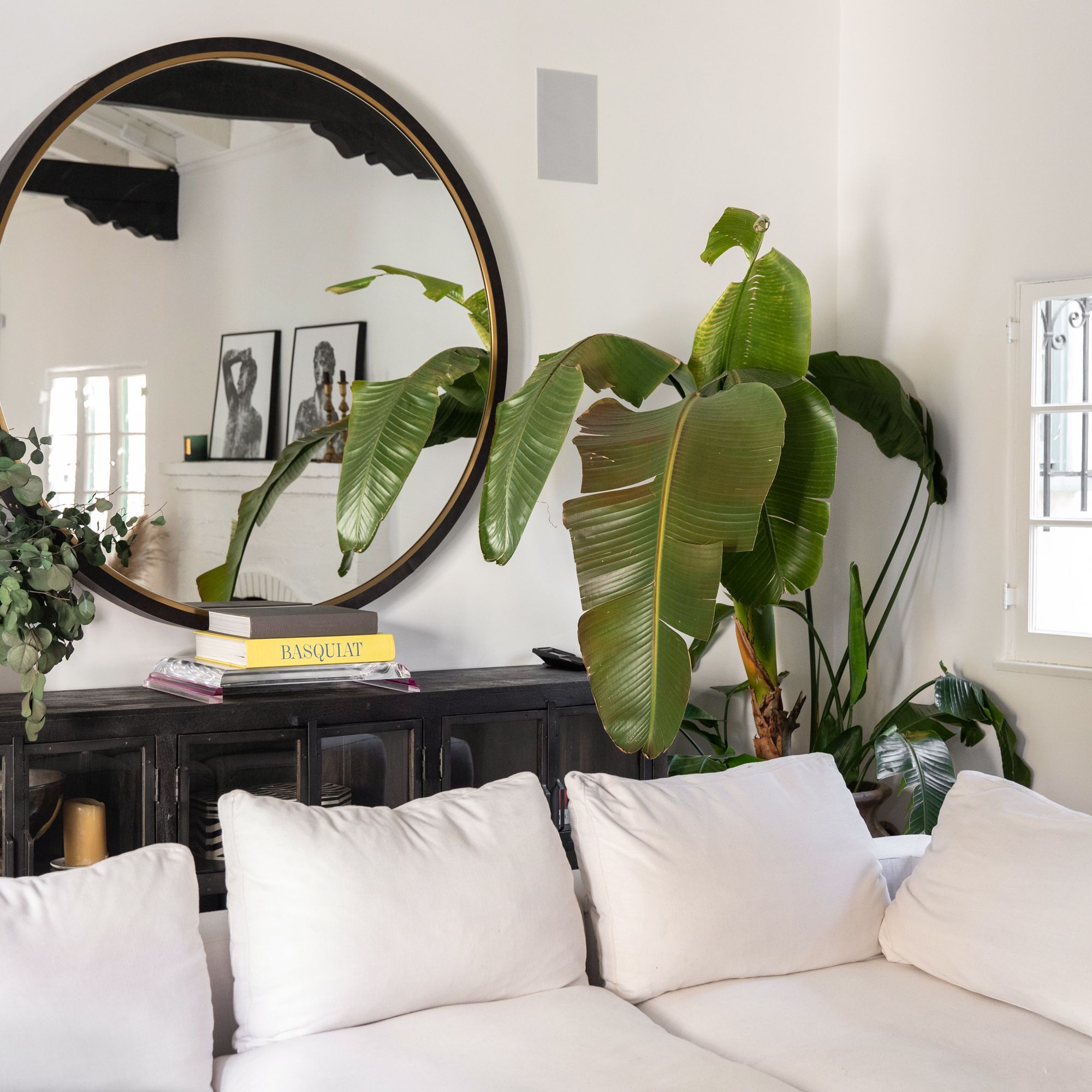 A Buying Guide to Choosing a Mirror for Any Space diy home repairs