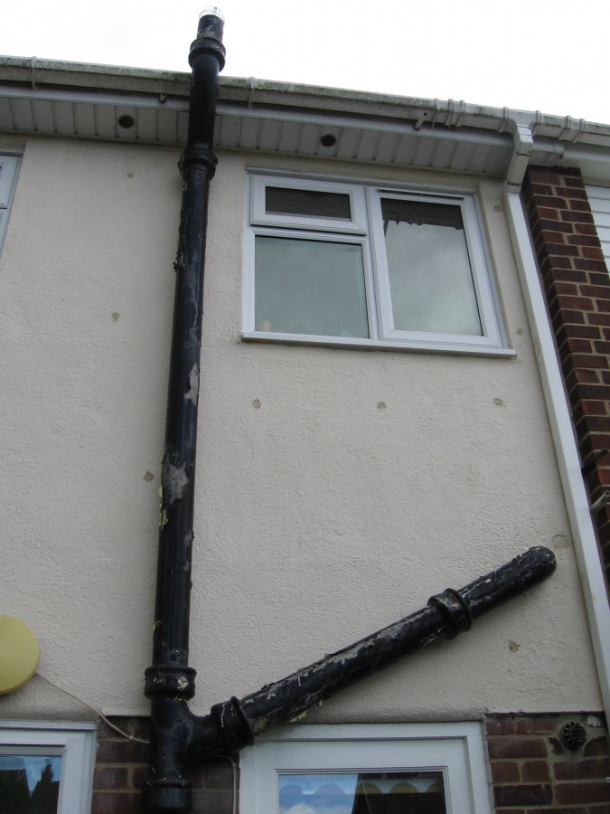 Painting a peeling (possibly asbestos) soil pipe DIYnot Forums
