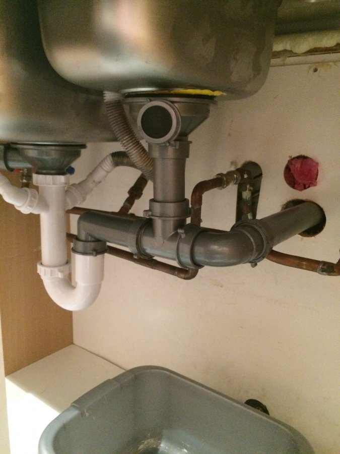 Leaking kitchen sink trap DIYnot Forums