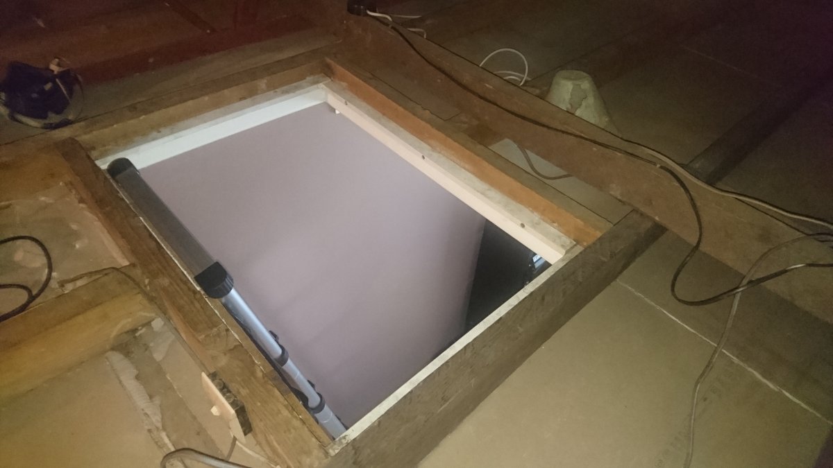 Move loft hatch extra cut in same joist OK? DIYnot Forums