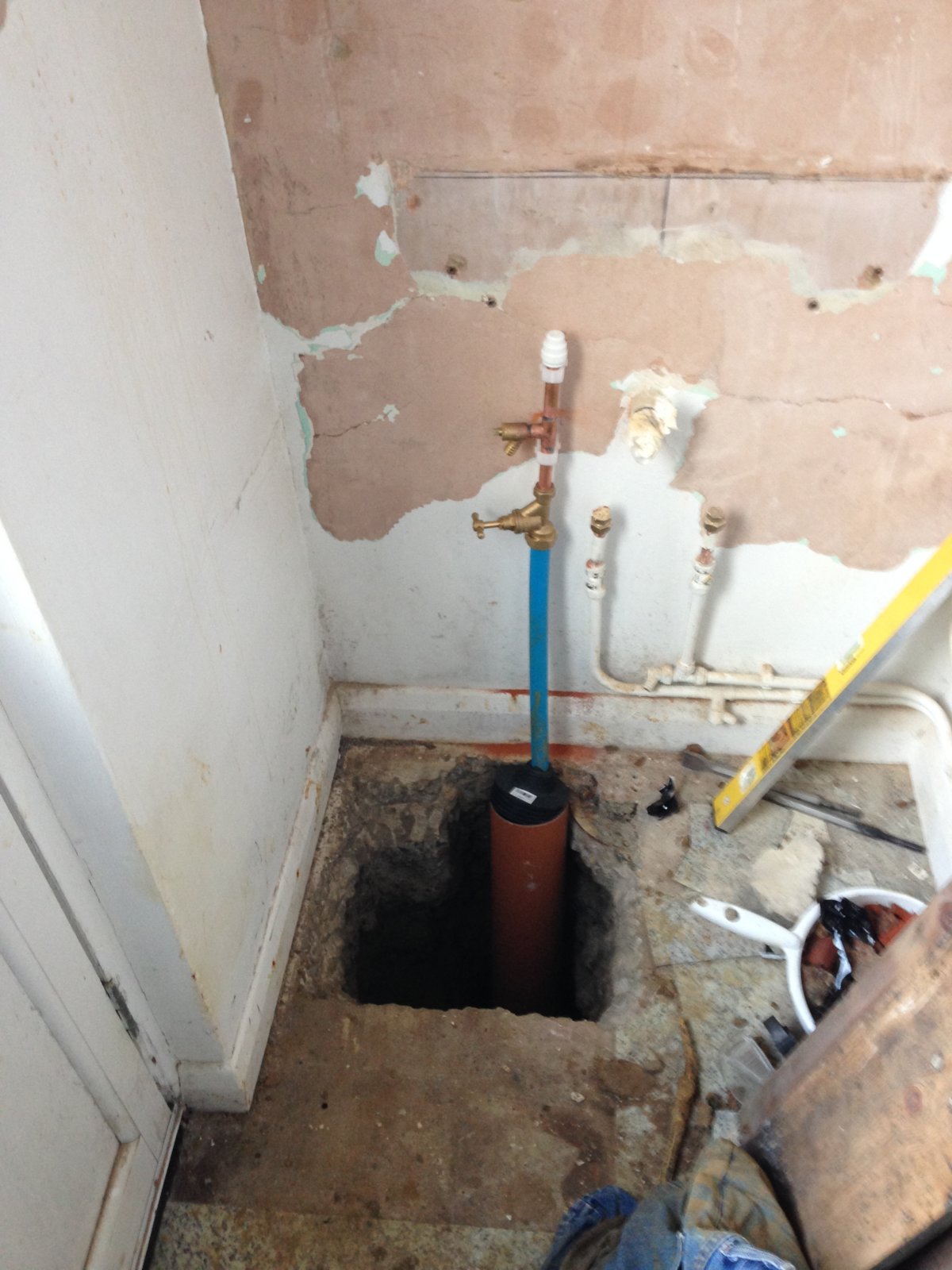 Filling hole in concrete floor DIYnot Forums