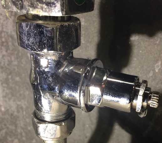 Chrome Straight Towel Radiator Valve Leaking | DIYnot Forums