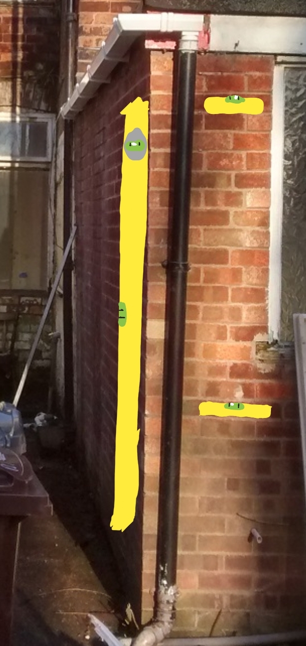 external wall is out of plumb? DIYnot Forums