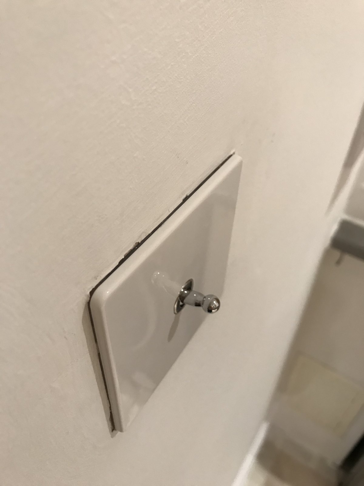 Filling around light switches and sockets DIYnot Forums