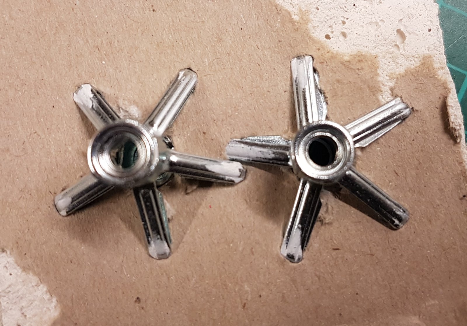 Fixing Kitchen wall unit to thick plasterboard DIYnot Forums