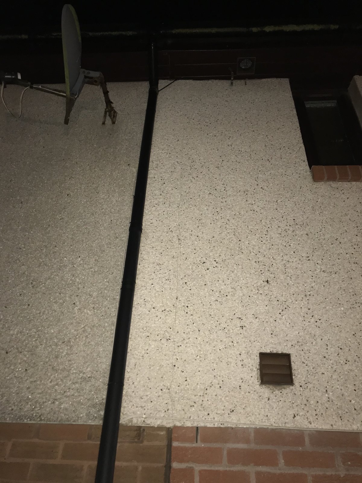 Cracks in roughcast at extension / house joint DIYnot Forums