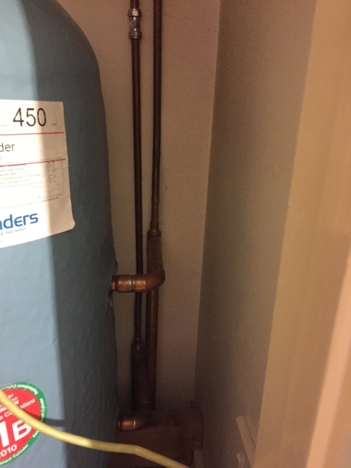 Can I isolate CH from the HW on a gravity fed hot water system