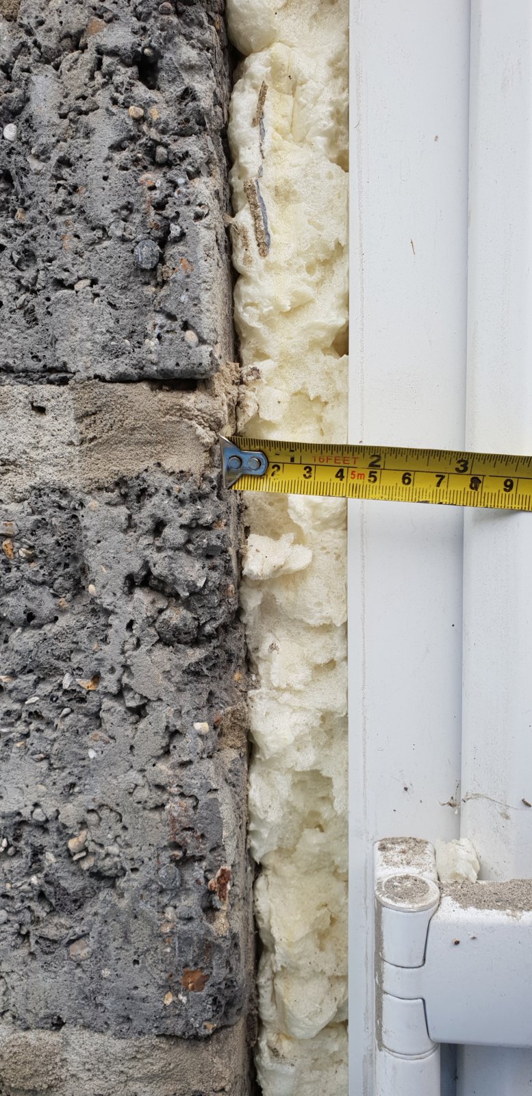 Advice on gaps between window frame and blockwork DIYnot Forums