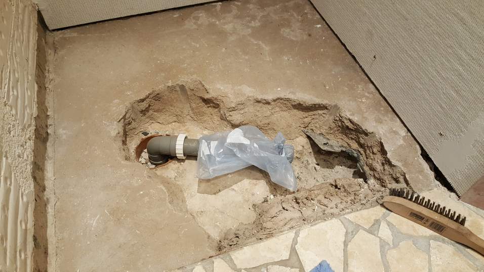 Flush or raised shower tray on concrete floor? DIYnot Forums