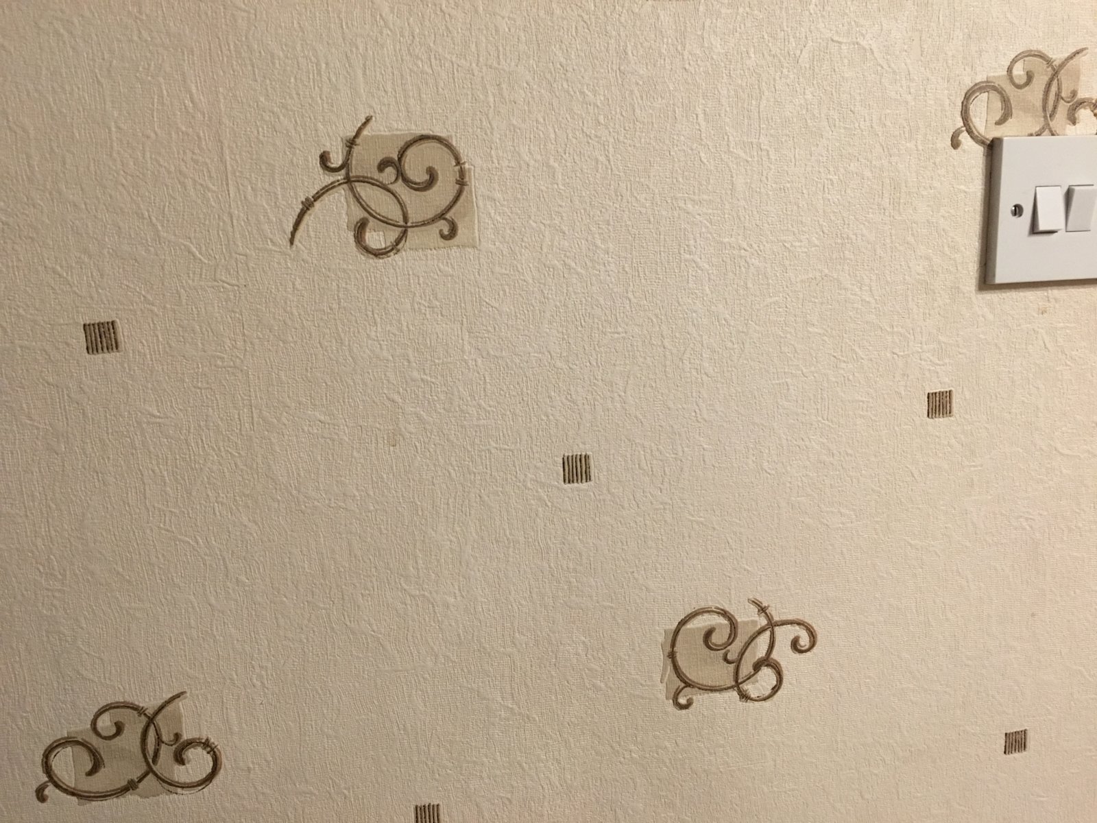 Painting over kitchen wallpaper? DIYnot Forums