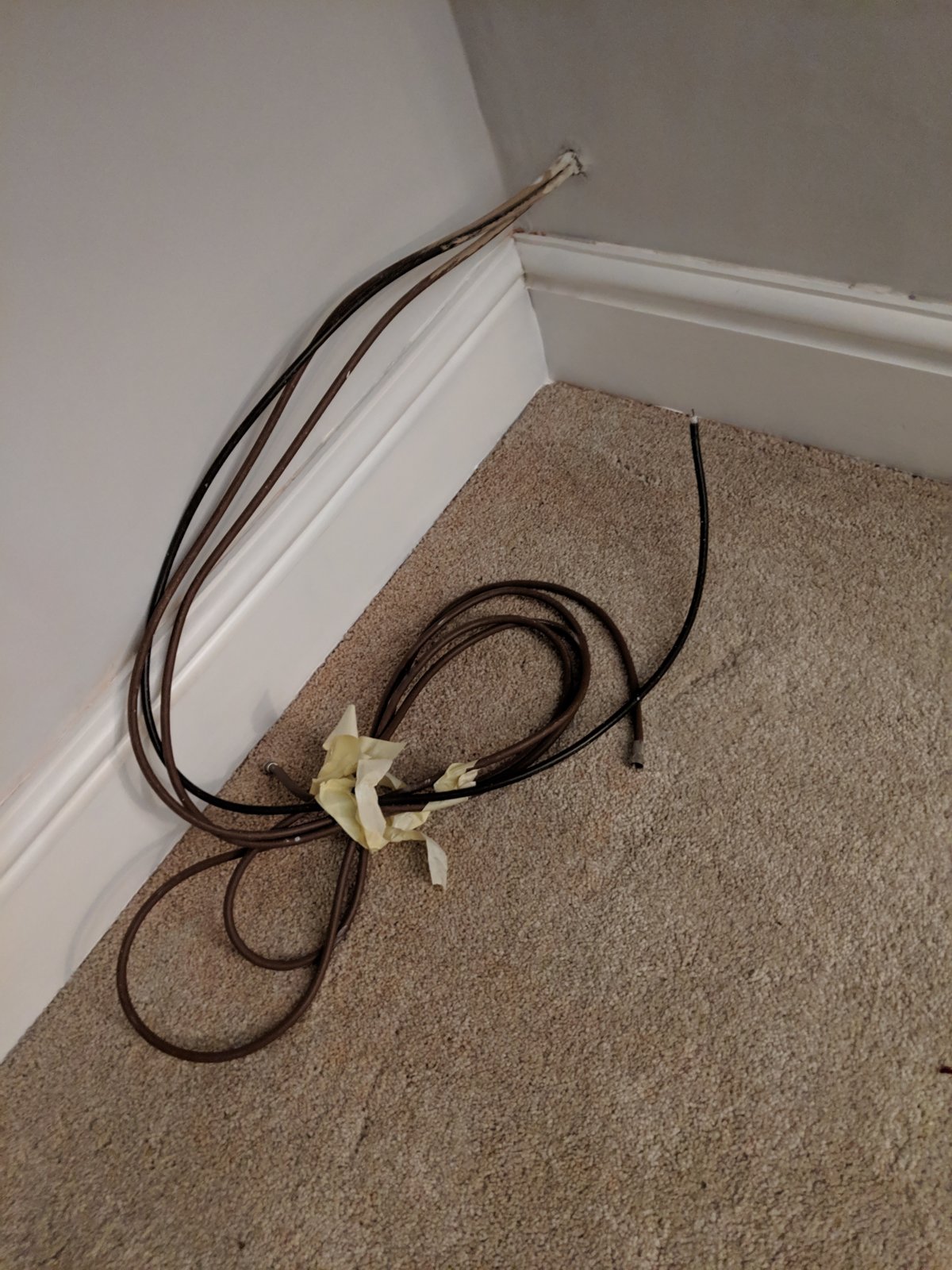 Aerial cables help! DIYnot Forums