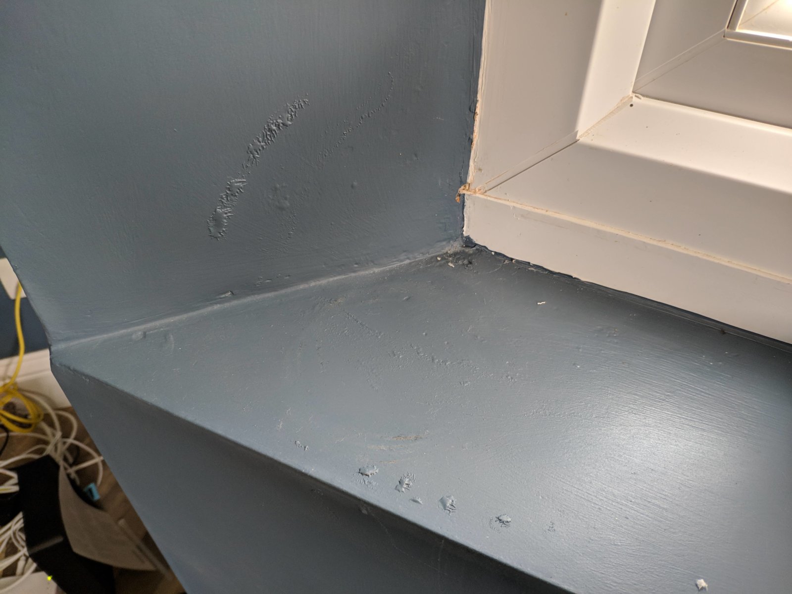 Damp patches in bottom corner of windows. Problem found. Repair advice